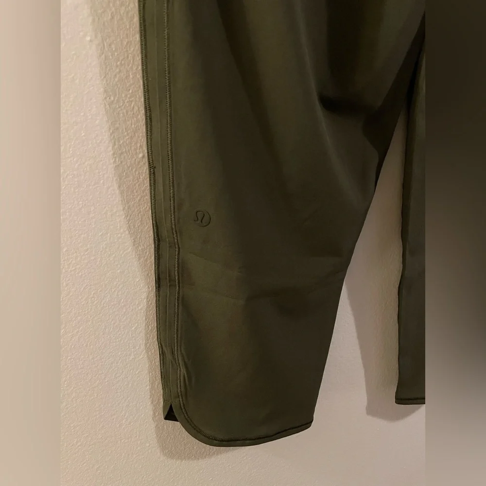 Lululemon Keep It Classic Crop 23” - Picture 4 of 8